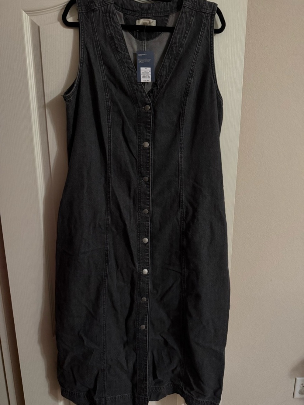 Universal Thread Black Denim Button-Front Midi Dress - size 16